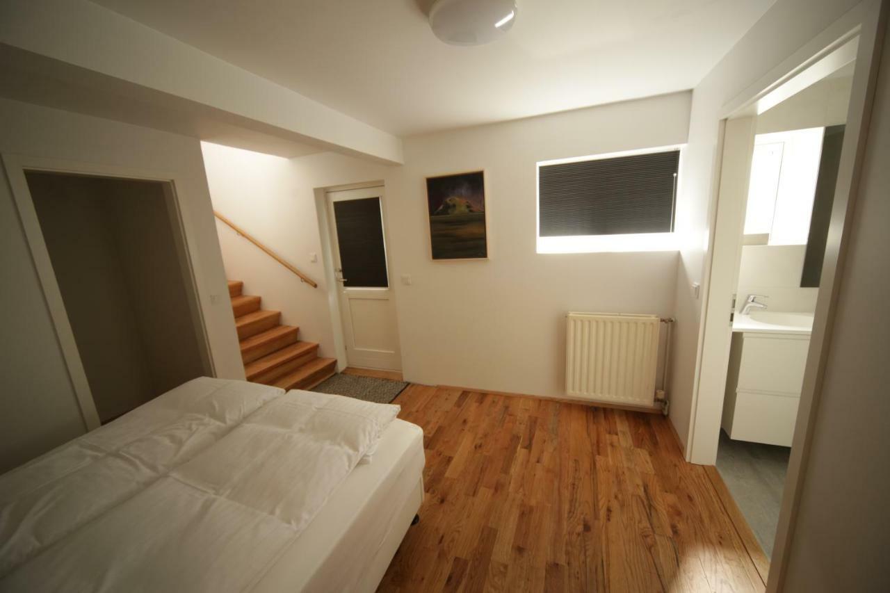 Om Apartments レイキャヴィーク エクステリア 写真
